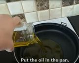 A picture of step 3 of Spanish Omelette.