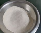 A picture of step 1 of Leftover dal paratha.