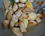 Foto langkah ke 2 dari resep Gulai 3T (Telur Tahu Tempe).