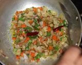 A picture of step 2 of Soybean veggies biryani.