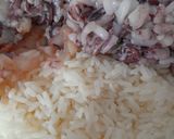 صورة لخطوة 2 من وصفة طاجين بحريات مع محشي كلمار وبطاطس🦐🦭