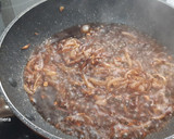 Foto del paso 4 de la receta: Conejo con cebolla caramelizada al Pedro Ximénez