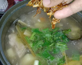 Foto langkah ke 6 dari resep Sop Ayam Ala Pak Min Klaten. Segar dan Enak, Wajib Dicoba.