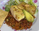 Foto del paso 5 de la receta: *Pescado cazón crujiente con arroz chipotleado y ensalada cremosa con limón*