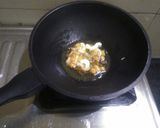 A picture of step 2 of Kashmiri pulao.