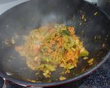 A picture of step 3 of Egg Kothu Parotta.