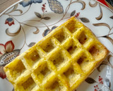 Foto del paso 5 de la receta: Gofre de patata y queso con salmón marinado casero y huevo poché