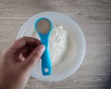 Foto langkah ke 1 dari resep Korean Garlic Cream Cheese Bread.