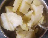 A picture of step 3 of Aloo sabji.