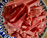 Foto del paso 2 de la receta: Ternera en salsa hoisin sobre gofre de kéfir y fideos konjac