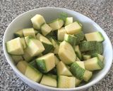 Foto del paso 1 de la receta: Crema de calabacín baja en grasa