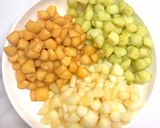 Hình bước làm 4 của món Chè củ năng Thái