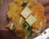 A picture of step 3 of Chicken cheese balls.