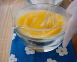 A picture of step 5 of Delicious Victoria Sandwich Cake.