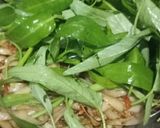 Foto langkah ke 4 dari resep Mie goreng dg sayur kangkung.