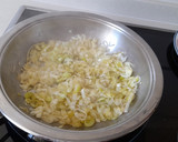 Foto del paso 1 de la receta: Merluza en salsa de puerro