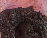 Foto langkah ke 5 dari resep Triple Chocolate Cookies.