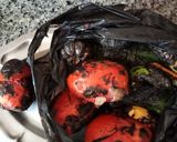 صورة لخطوة 1 من وصفة سلاطة مشوية ببيض سمان