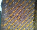 Foto langkah ke 2 dari resep Batik roll cake kukus.