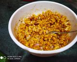 A picture of step 2 of Munchy Bhel.