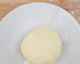 Foto del passaggio 3 della ricetta Chiacchiere di carnevale svizzere🎊🎊🎊🎊🎉🎉🎉