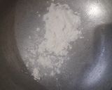 A picture of step 3 of 7 spoon unique cake.