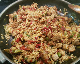 Foto del paso 9 de la receta: Ternera con arroz basmati frito y doble pimiento