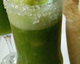 صورة لخطوة 3 من وصفة عصير الكيوي المنعش 🍸
