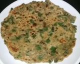 A picture of step 3 of Torai chilka paratha.