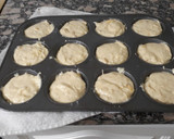 Foto del paso 4 de la receta: Muffins de banana rellenos de dulce de leche