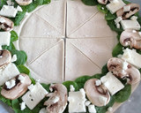 Foto del paso 5 de la receta: Corona de espinacas y queso feta