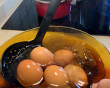 Foto del paso 8 de la receta: Huevos mollet, verdura y langostinos
