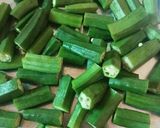 भिंडी दो प्याजा (Bhindi do pyaza recipe in hindi) रेसिपी चरण 1 फोटो