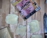 Foto del paso 4 de la receta: Bikini (en mollete casero) — sándwich mixto (en mollete casero)—