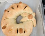 Foto del paso 4 de la receta: Rosca de pan de muerto