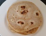 A picture of step 8 of Vegetable kathi roll.