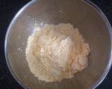 A picture of step 3 of Snow Ball Custard Pudding.