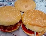 A picture of step 5 of Chicken patti burger 🍔.