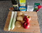 Foto del paso 1 de la receta: Vichyssoise de puerro y manzana