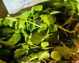 A picture of step 1 of Warm watercress and mussel salad.