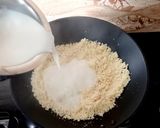 केळ्याचा शिरा (kelyacha sheera recipe in marathi) रेसिपी स्टेप 3 फोटो 
