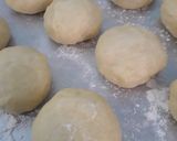 Foto langkah ke 4 dari resep Donat empuk.