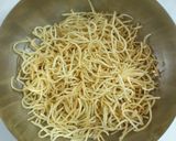 A picture of step 3 of Chinese Bhel.