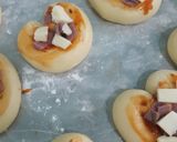 Foto langkah ke 4 dari resep Heart shape bread.