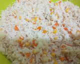 صورة لخطوة 2 من وصفة سلطة الأرز بالتونة و الخضر🍚🥗