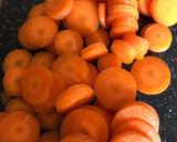 Foto del paso 1 de la receta: Crema de calabacín y zanahoria 🥕