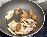 蠔油玉米筍香菇的食譜步驟2照片