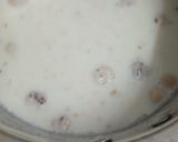 A picture of step 3 of Sabut dana, makhana kher.