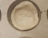 A picture of step 2 of Chicken pot pie CUPCAKES.