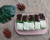 Foto langkah ke 7 dari resep Bolu kukus pandan.